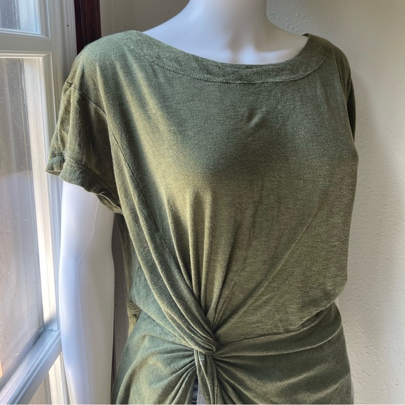 Anthropologie twist split tunic tee - Picture 4 of 10